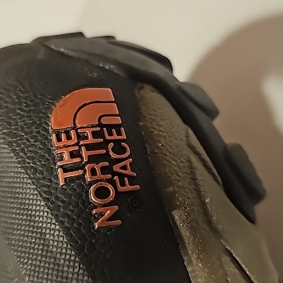 The North Face Boots - Picture 6 of 8